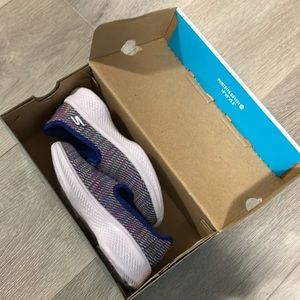 Sketchers , children’s 11 , slip on sneakers / running shoes. New in box